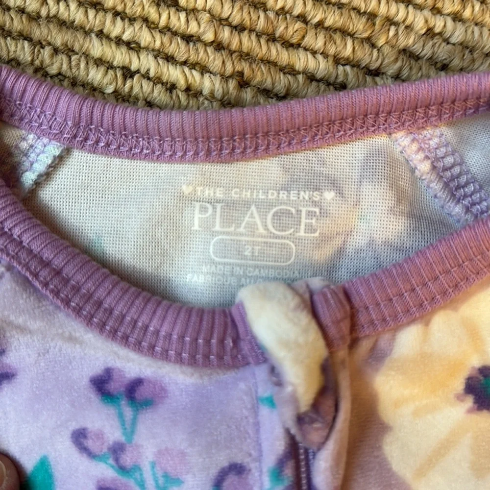 NWOT Children's Place purple & white floral 2T full zip loose fit fuzzy pajamas